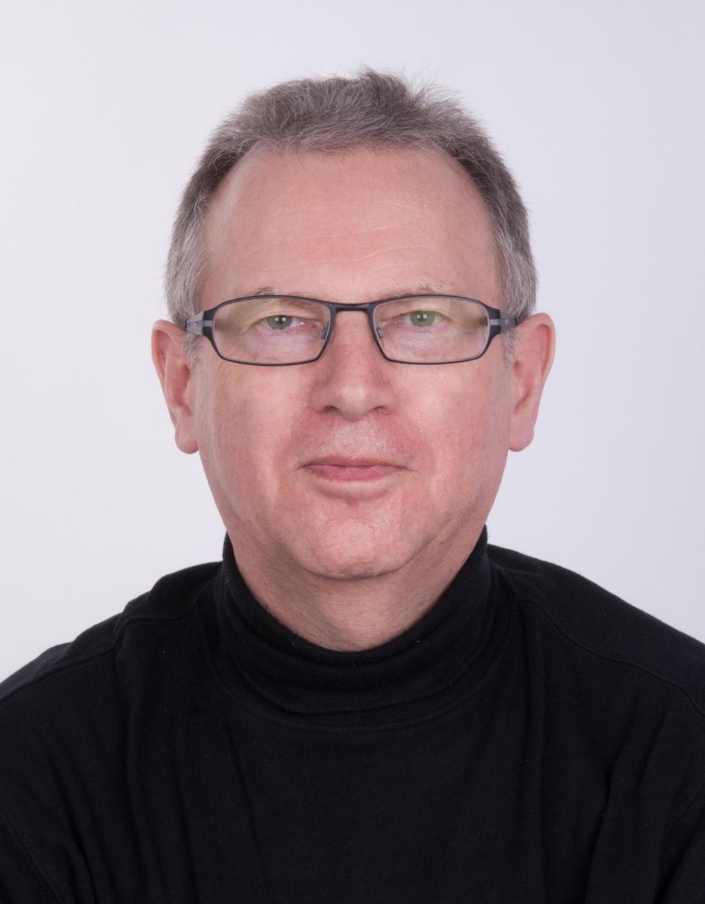 Portrait of linguist Bernard Comrie