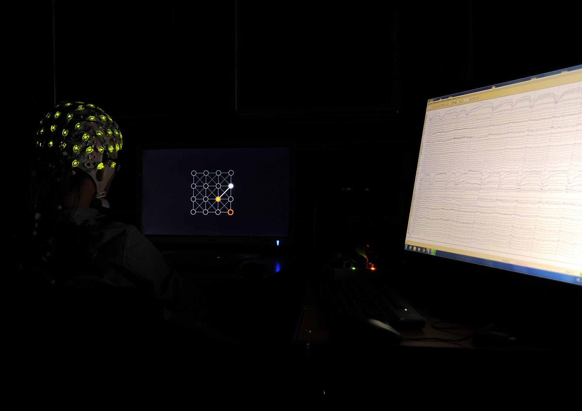 EEG brain-computer interface experiment