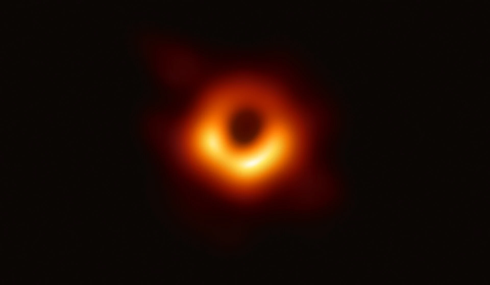 Première image du trou noir M87 étoile par l’Event Horizon Telescope